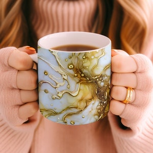 White Gold Marble Coffee Mug: Gilded Elegance Ceramic Mug