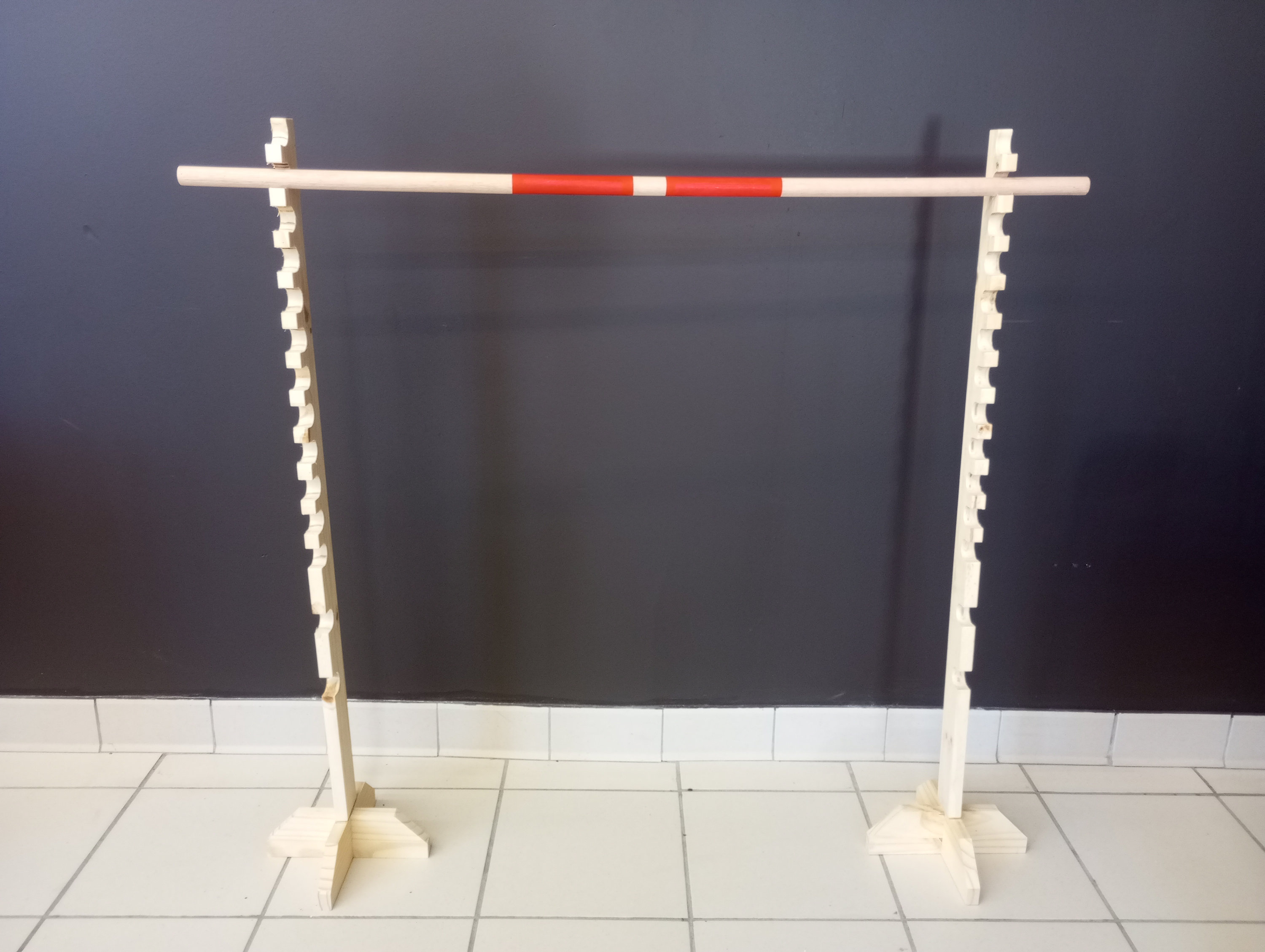 Obstacle De Saut Hobby Horse 120 Cm – Avec 2 Barres 50 Mm, Bois Solide Pour Enfants Et Chiens