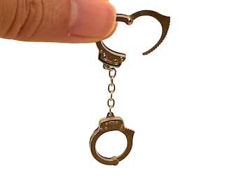 Dollhouse Craft Supplies | 1/6 Realistic Metal handcuffs | Realistic Miniatures