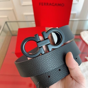 Äkta Salvatore Ferragamo läderbälte Bredd: 3,5 cm/1,38 tum
