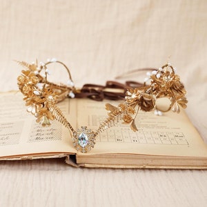 Gold Fee Krone Wald Kopfschmuck Elfen Tiara Wald Hochzeit Brautkrone Vintage Haarkranz Gold Haarreif Blumen Stirnband Mädchen Kronen
