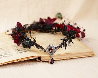 Black Wedding Withe Flower Vine Crown, Bridal Fairy Long Hair Red Hanging Vines Tiara Woodland Elven Gothic Headpiece Women Vintage Circlet