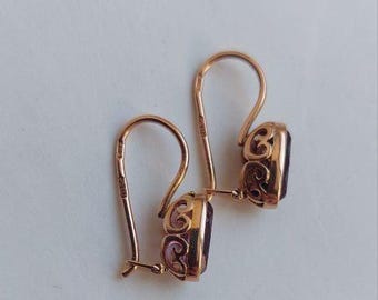 Vintage delicate gold earrings with alexandrite stone