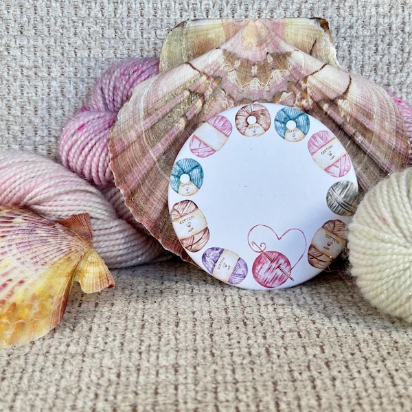 Pin : Yarn heart with *YOUR NAME* 58 mm