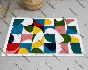 Handmade Tufted Wool Rug: Modern Abstract Design