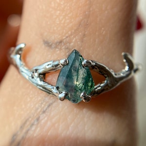Deer moss agate fairy ring,  promise ring for him, tree branch ring, fairy ring, forest ring, fantasy engagement ring
