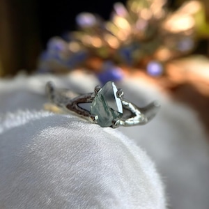 White gold 14k moss agate fairy ring,  promise ring for him, tree branch ring, fairy ring, forest ring, fantasy engagement ring