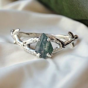 moss agate ring, tree branch ring, fairy ring, forest ring, nature inspired engagement ring, twig ring