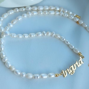 Personalized Pearl Name Necklace by Caitlyn Minimalist, Custom Dainty Choker Necklace, Minimalist Pearl Jewelry, Gift for Mom