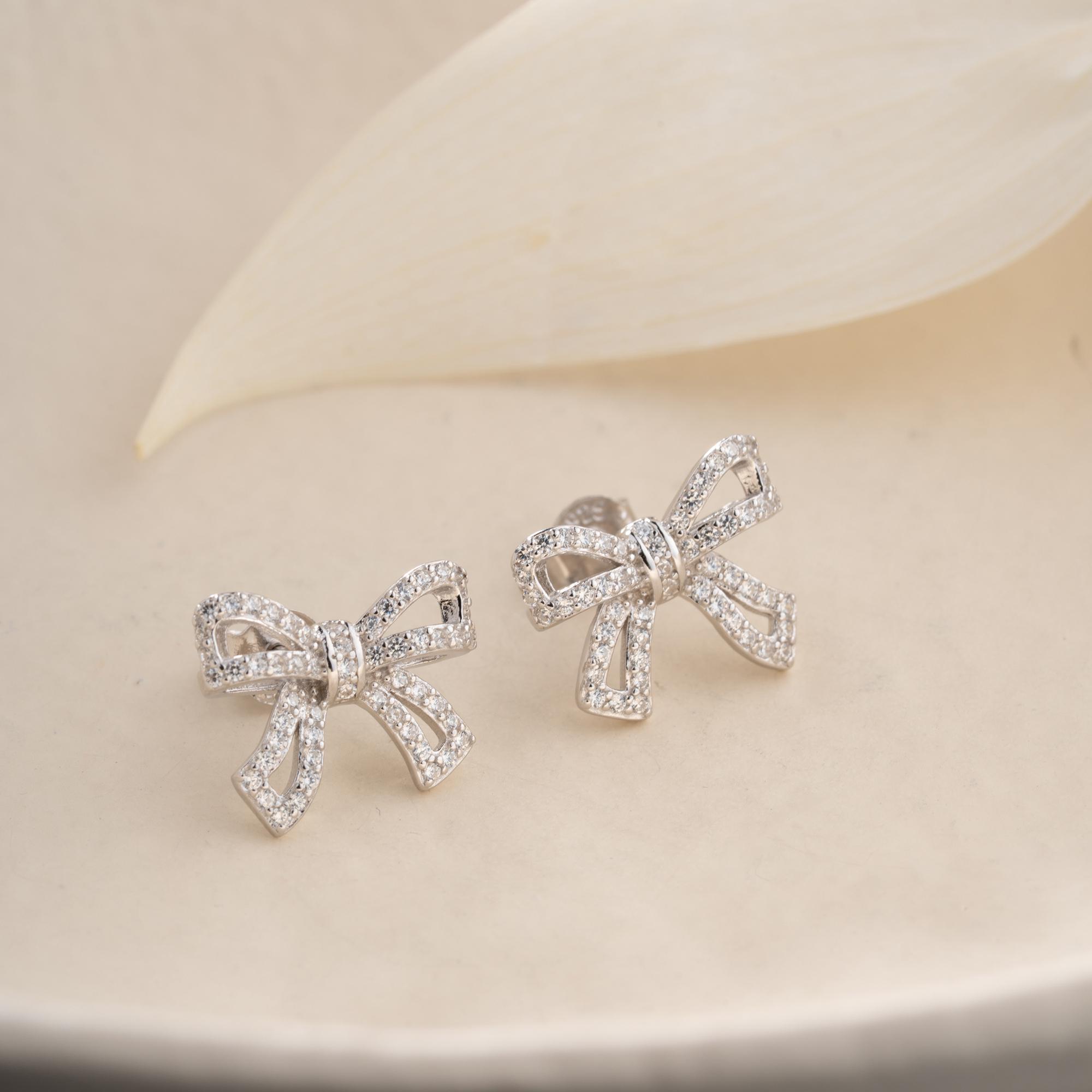 【STONEHENgE】Silver Material Ribbon Earrings SC24A33T Spear Hoop Earring, Sterling Silver, Diamonds, 40MM