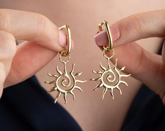 14k gouden zonoorbellen: spiraalvormige knuffelring, hemelse sieraden