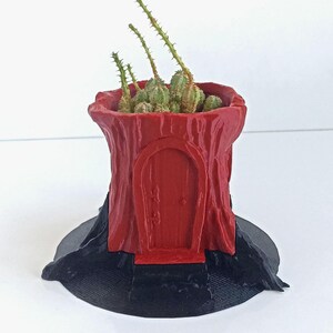 魔法の妖精の家プランター - コテージコア風多肉植物鉢 - 魔法のファンタジーガーデン