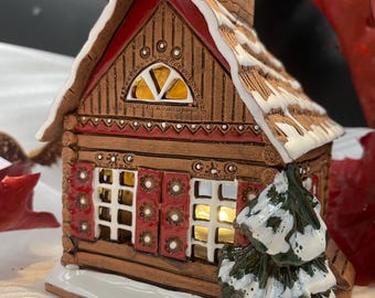 Hand-made Christmas winter ceramic house candle holder essential oil burner Home decor