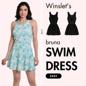 Puede incluir: Una mujer con un vestido de baño con estampado floral azul claro. El vestido tiene un cuello halter y una falda acampanada. La imagen también muestra un diseño de vestido de baño negro y las palabras "Winslet's bruna SWIM DRESS EASY".
