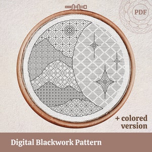 Puede incluir: Un patrón de bordado blackwork en blanco y negro con una luna creciente y estrellas, presentado en un bastidor de bordado de madera. El diseño incluye patrones geométricos y el texto "Digital Blackwork Pattern" y "+ colored version".