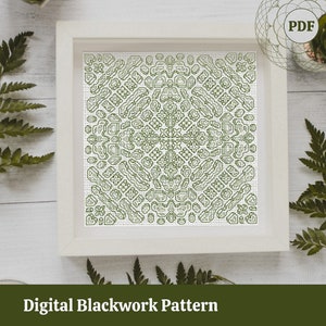 Könnte beinhalten: Ein digitales Blackwork-Muster mit einem geometrischen Design in Grün auf weißem Hintergrund. Das Muster ist in einem weißen Rahmen gerahmt und kann als PDF heruntergeladen werden.