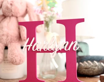 Gepersonaliseerde babynaambordje | Aangepaste eerste naamplaat | Naamdecoratie kinderkamer | Wandbord kinderkamer | Cadeau kraamcadeau