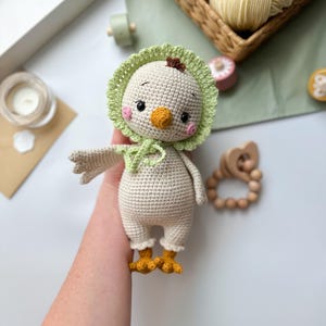 Hand‑Crocheted Amigurumi Chick | Soft Easter Chick Plushie | Handmade Nursery Gift | Spring Decor