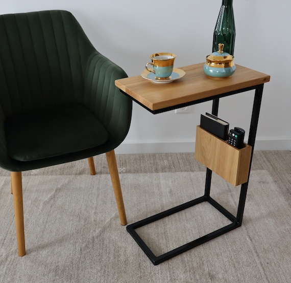 Beistelltisch aus Holz, Couchtisch mit TV Organizer, Sofatisch, Wohnzimmertisch,