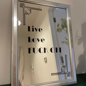Specchio Live Love F Off, specchio da parete, arredamento del soggiorno, arte dello specchio con tipografia incisa, insegna Art Deco Nouveau, arte incisa personalizzata