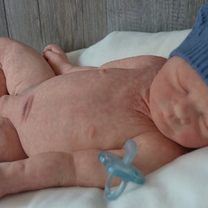 Adrian, bébé entièrement en silicone image 3