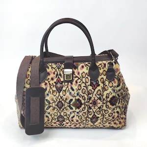 Handcrafted Vintage Kilim Carpet Bag: Boho Chic Tote