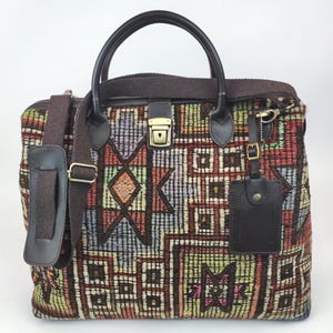 Original Kilim Weekender, Vintage handwoven Kilim Duffel Bag, One of a kind Weekender, Weekender with supple Cow Leather, Boho weekender