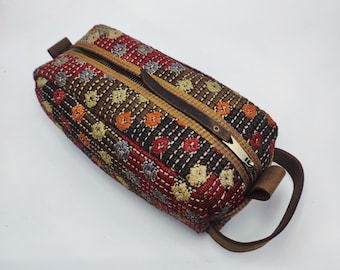 Handwoven Vintage Kilim Dopp Kit, Turkish Carpet Leather Travel Case