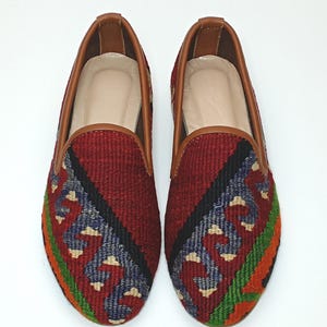 36EU(6US)Women Kilim shoes, Vintage kilim Shoes, Traditional Kilim rug Shoes, leather Sole kilim Loafer, Boho style