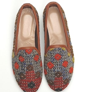 39EU(9US)Women Kilim shoes, Vintage Kilim Shoes, Ethnic Style Shoes, Recycled Kilim Loafer, Leather Sole Kilim Shoes