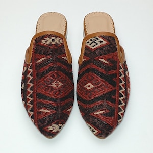 Kilim Mules 38EU(8US), women Turkish vintage Kilim Rug shoes, original Vintage Kilim Slipper, Ethnic Shoes, Stylish Mules, Kilim rug, carpet