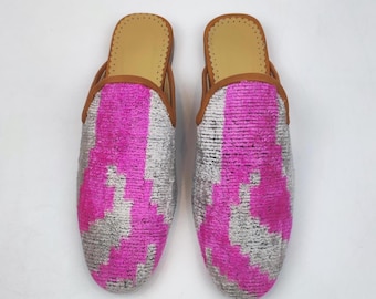 39 EU/ 9 US/ 7 UK Handwoven Ikat Velvet Mules: Women's Leather Sole Slides