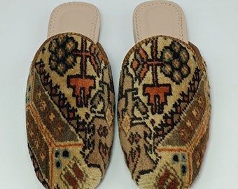 Handgefertigte Damen Pantoletten 42EU, Original Vintage Türkische handgeknüpfte Teppichschuhe, Orientalischer Teppich Pantoffel, Geschenk für Sie, Boho-Stil