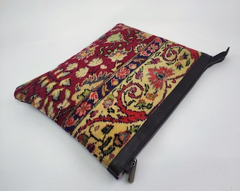 Handcrafted Vintage Turkish Rug Clutch: Bohemian Carpet Bag