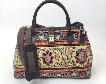 Handcrafted Vintage Kilim Carpet Bag: Boho Chic Tote