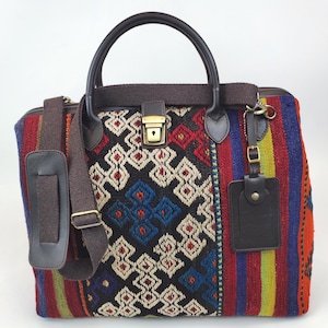 Original Kilim Weekender, Vintage handwoven Kilim Duffel Bag, One of a kind Weekender, Weekender with supple Cow Leather, Boho weekender