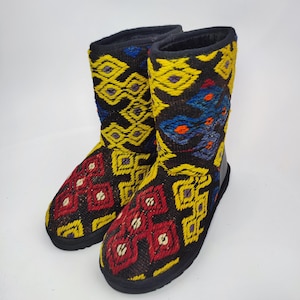 38EU(8US)Women leather Trim Half kilim Boots, Handwoven Kilim Boots, Rubber sole Kilim Boots, One of a Kind Kilim Boots, Comfy Boots