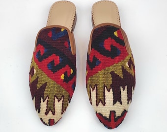 40 EU/ 10 US/ 8 UK Handwoven Kilim Mules: Vintage Bohemian Leather Sole Shoes