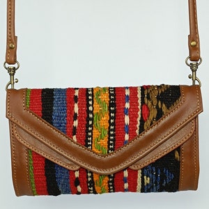 Women&#39;s Wallet, One of a kind Kilim Wallet, Turkish kilim Crossbody Bag, Handcrafted Wallet, Boho Style