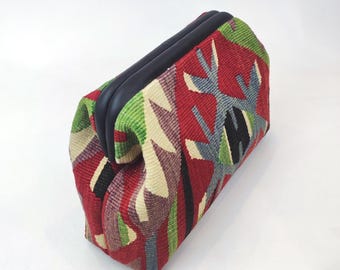 Handwoven Kilim Clutch Bag: Vintage Turkish Rug & Leather