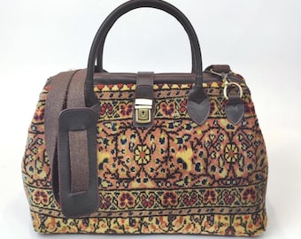 Handcrafted Vintage Kilim Carpet Bag: Boho Chic Tote