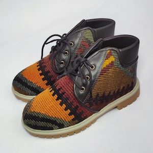 38EU(8US) Women Ankle Kilim Boots, Handwoven Vintage Kilim Boots, Rubber sole Kilim Boots, One of a Kind Kilim Boots, Comfy Boots