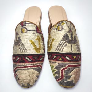 44EU/11US/10UK Men Sumak kilim Slipper, Original handknotted Sumak Kilim Mules, handcrafted men Mules, Men shoes, Bohem style