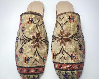 42 EU/ 12 US/ 10 UK Handwoven Kilim Carpet Slippers: Women's Vintage Turkish Mules