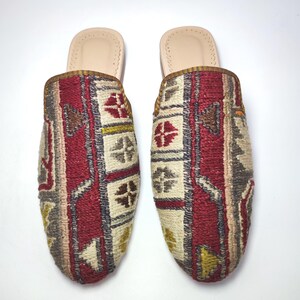 40EU(10US) Women&#39;s Sumak Kilim Mules, Original Kilim Shoes, Handcrafted Vintage kilim Slipper, One of a kind Sumak kilim Slides, Boho Chic