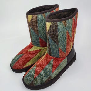 38EU(8US)Women leather Trim Half kilim Boots, Handwoven Vintage Kilim Boots, Rubber sole Kilim Boots, One of a Kind Kilim Boots, Comfy Boots