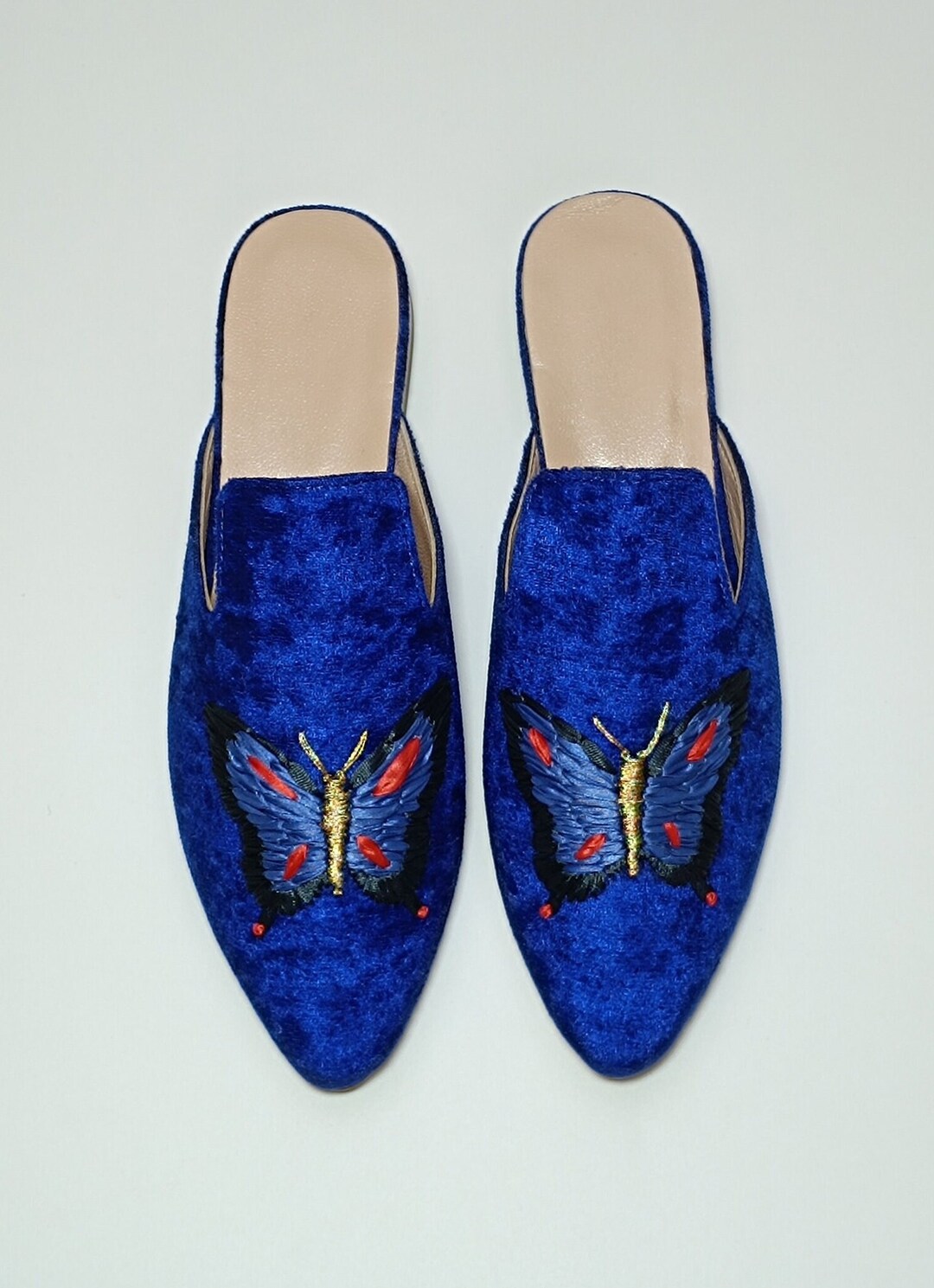 Women Summer Ethnic Butterfly Embriodery Canvas Shoes main image 0
