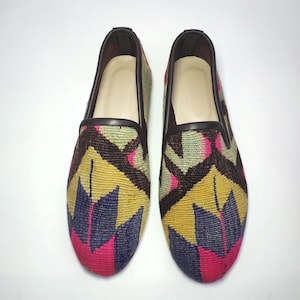 42EU/ 9US / 8UK Men Kilim Shoes, Handcrafted Original Vintage Kilim Loafer, One of a kind kilim Loafer, Leather sole shoes
