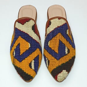 36EU(6US) Kilim Pointy Toe Mules, Handwoven Turkish Vintage Kilim slipper, One of a kind Kilim Shoes, Kilim rug