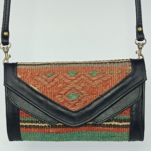 Frauen Geldbörse, Frauen Umhängetasche, Leder Geldbörse, Kelim Geldbörse, Boho Style, Geschenk für Mama